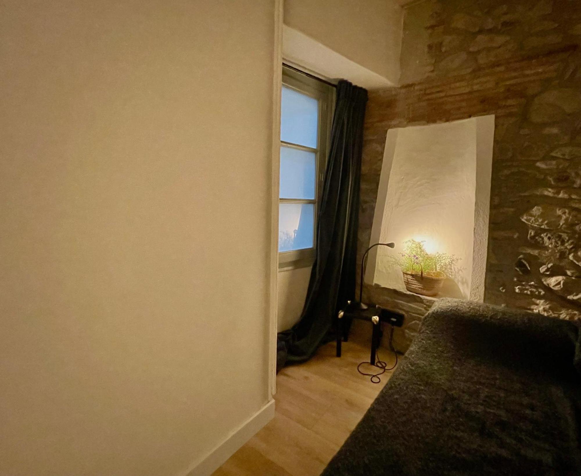 Apartamento Colgante Al Rio Con Vistas Al Puente Кампродон Екстериор снимка