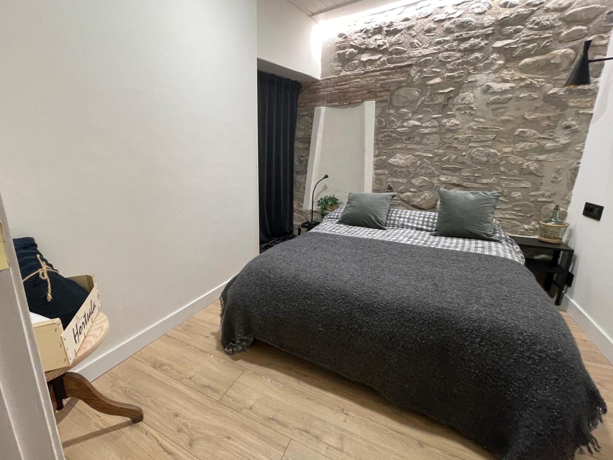 Apartamento Colgante Al Rio Con Vistas Al Puente Кампродон Екстериор снимка